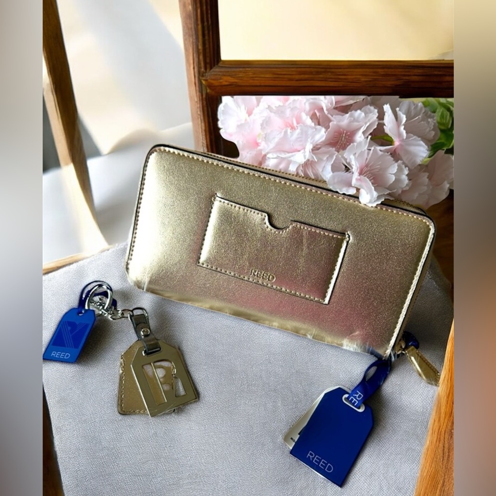 Reed Gold Wallet And Initials R Keychain - Picture 2 of 12
